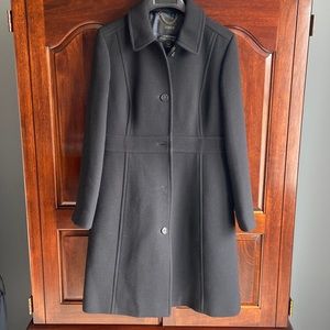 Classic lady day coat in Italian double-cloth wool with Thinsulate in black